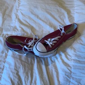 Maroon Low Converse